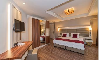 Golden Royal Hotel & Spa - Housity