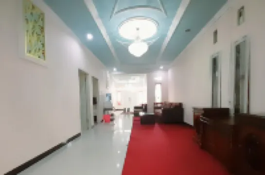 RedDoorz Syariah Near Komplek Candi Arjuna Dieng 2