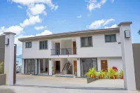 Kolibri Holiday Apartments Các khách sạn gần Mahé Island