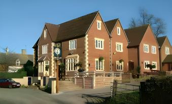 The Beacon & Railway Hotel