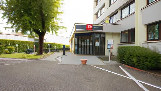 Ibis Chambery