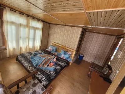 Hill Top Guest House Hotels near Tosh Waterfall