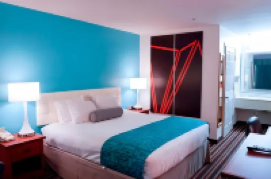 Howard Johnson by Wyndham Salinas