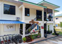 Poni Homestay Hotels in Serasa