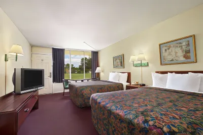 Days Inn by Wyndham Fort Pierce Midtown Hotel di Fort Pierce