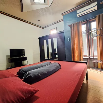 Kost Exclusive Omah Sinten Palagan Hotel di Donoharjo