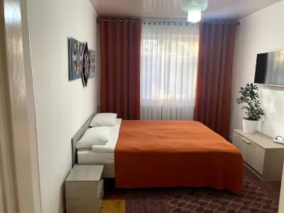 Family Guest House & Hostel Hotels near Sky Park