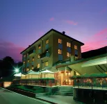 Hotel Ristorante Costa Hotel dekat Borgo di Arnosto