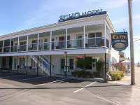 Echo Motel