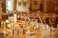 Flair Hotel Weinstube Lochner - breakfast