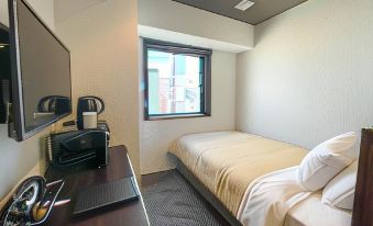 5. Hotel Li..
