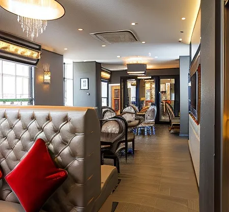 Best Western Buckingham Palace Rd Отели рядом с достопримечательностью «Улица Уордор-стрит»