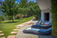 Terra Magica Deluxe Apartment or Room with Private Parking, Terrace and Sea View Hotel di Bakar