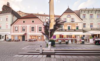 Madar Café Restaurant Zum Fürsten