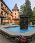 GetAways at Olympic Village Inn - balcón