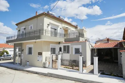 Romilia Guesthouse Hotels in Platanitis