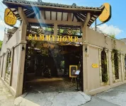 Sammy Home Hotels near Alun Alun Selatan