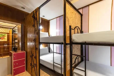 Riverside Guesthouse