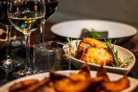 Sandy Kelt - Irish House Apartments Hotels in Kalajoki