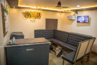 Shri Vasant Lodge 다르와드 호텔