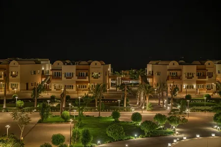 Azal Lagoons Resort Abu Simbel