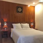 Puri Langenarjan Guest House Hotels in Kraton