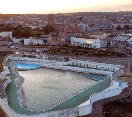 Sunrise Apartment 2 Bed Amazing Location Sea Castle View Cornwall UK