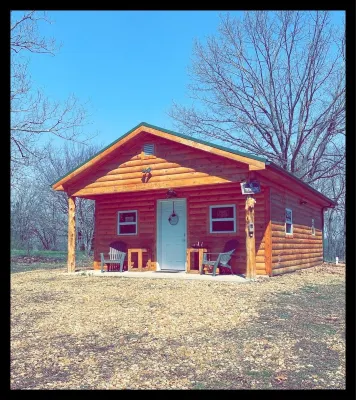 Peaceful and quiet cabin with keypad entry for convenient self check in.