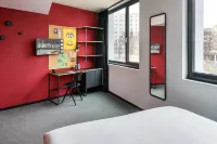 The Social Hub Berlin Alexanderplatz - Kitchenette