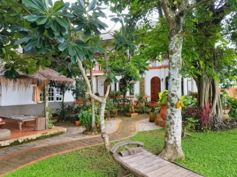 มัดหมี่ การ์เด้น เกสท์เฮาส์