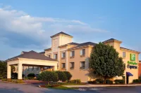 Baymont by Wyndham Merrillville Các khách sạn ở Crown Point