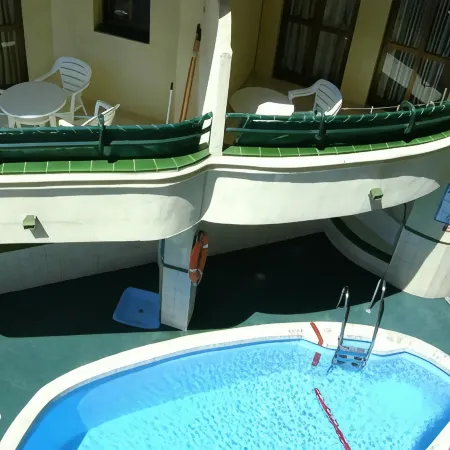 Apartamentos Mediterraneo