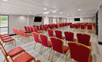 La Quinta Inn & Suites by Wyndham Goodlettsville - Nashville