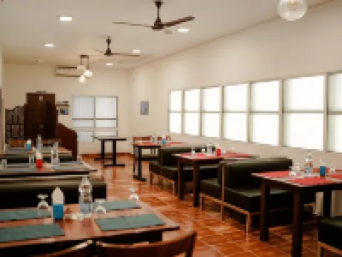 瑪拉利海灘宮殿酒店 馬拉略庫拉姆酒店