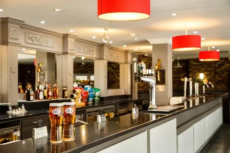 Ibis Hull City Centre Отели рядом с достопримечательностью «Университет Халл»