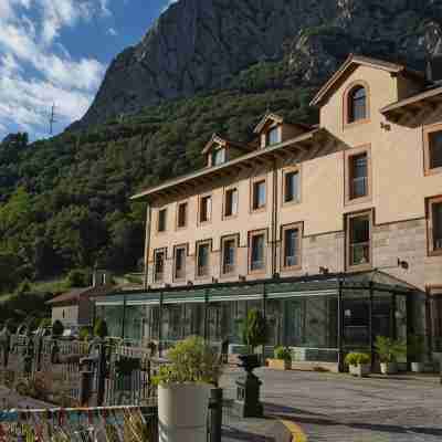 艾米達浴場飯店 Hotel Exterior