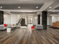 Ramada by Wyndham West Edmonton Hotel & Suites Hotels near Glenora