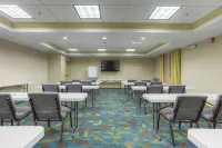 Candlewood Suites Mooresville/Lake Norman,NC Hotels in Mooresville