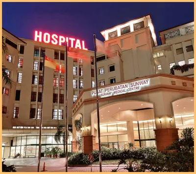 The Core Hotel Các khách sạn gần Empire Tower