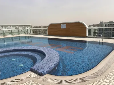 HomesGetaway-Cozy Studio in Glitz 1 by Danube Hotel di Menara Jumeirah Lake
