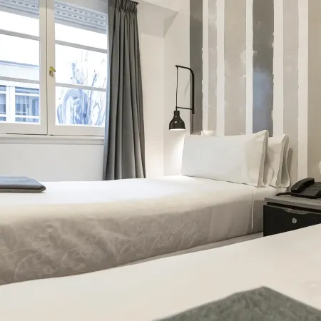 Carsson Hotel Downtown Buenos Aires Отели рядом с достопримечательностью «Станция метро Florida»