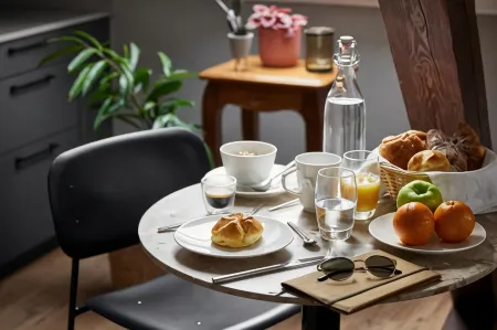 Base Lausanne Отели рядом с достопримечательностью «Международный институт управленческого развития»