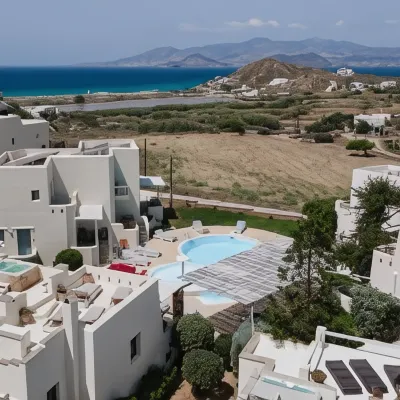 Iliada Villas Отели рядом с достопримечательностью «Портара»