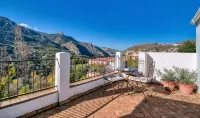 Casa Rural Arroyo de la Greda فنادق في Guejar Sierra