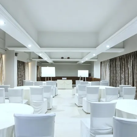 Lake View Resort Lonavala
