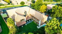 Alveston Manor Hotel Hoteles en Middelburg