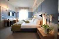 B&B HOTEL Mantova Cristallo - プール