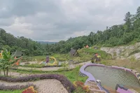 RedDoorz Resort Syariah @ Batu Apung Purwakarta Hotels in Bojong