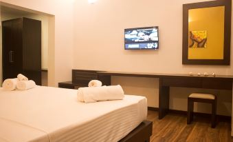The Suite 262