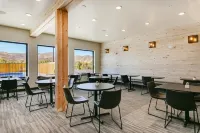 Silver Creek Hotel